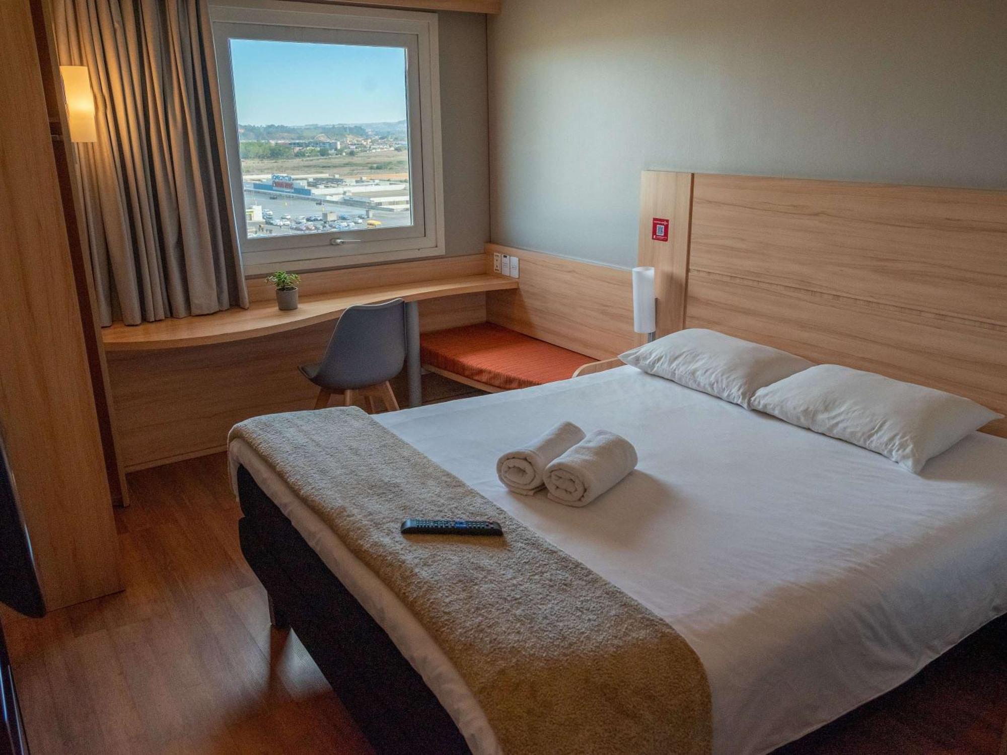 Ibis 3*